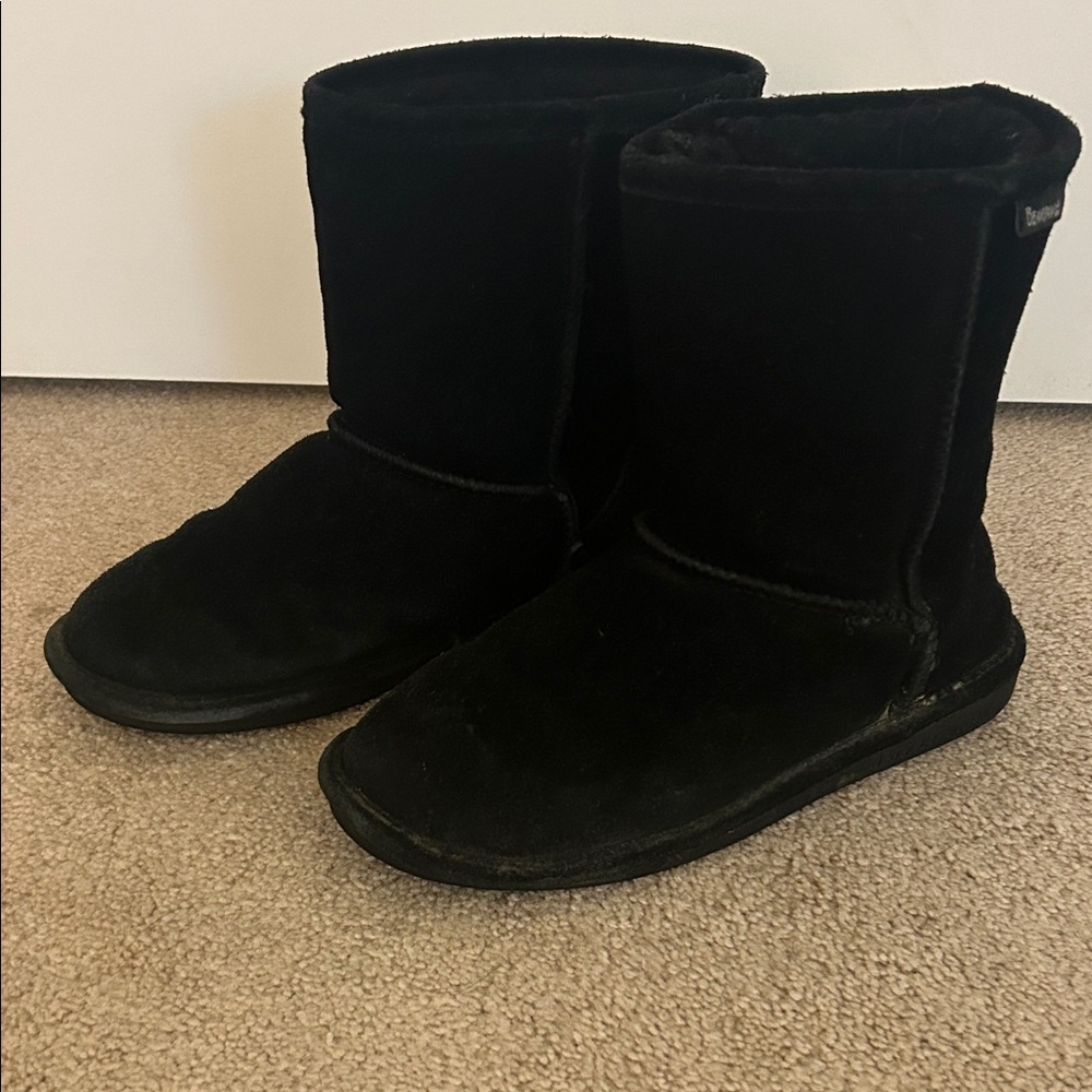 BearPaw Black Suede Footwear Boots Size 6